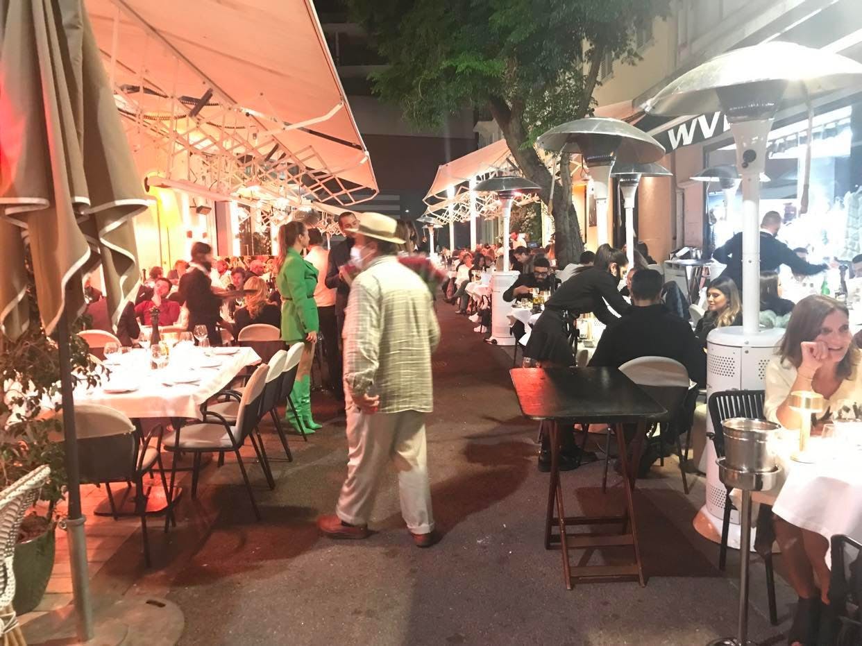 cannes liv om kvelden Stemmningsbilde Nice